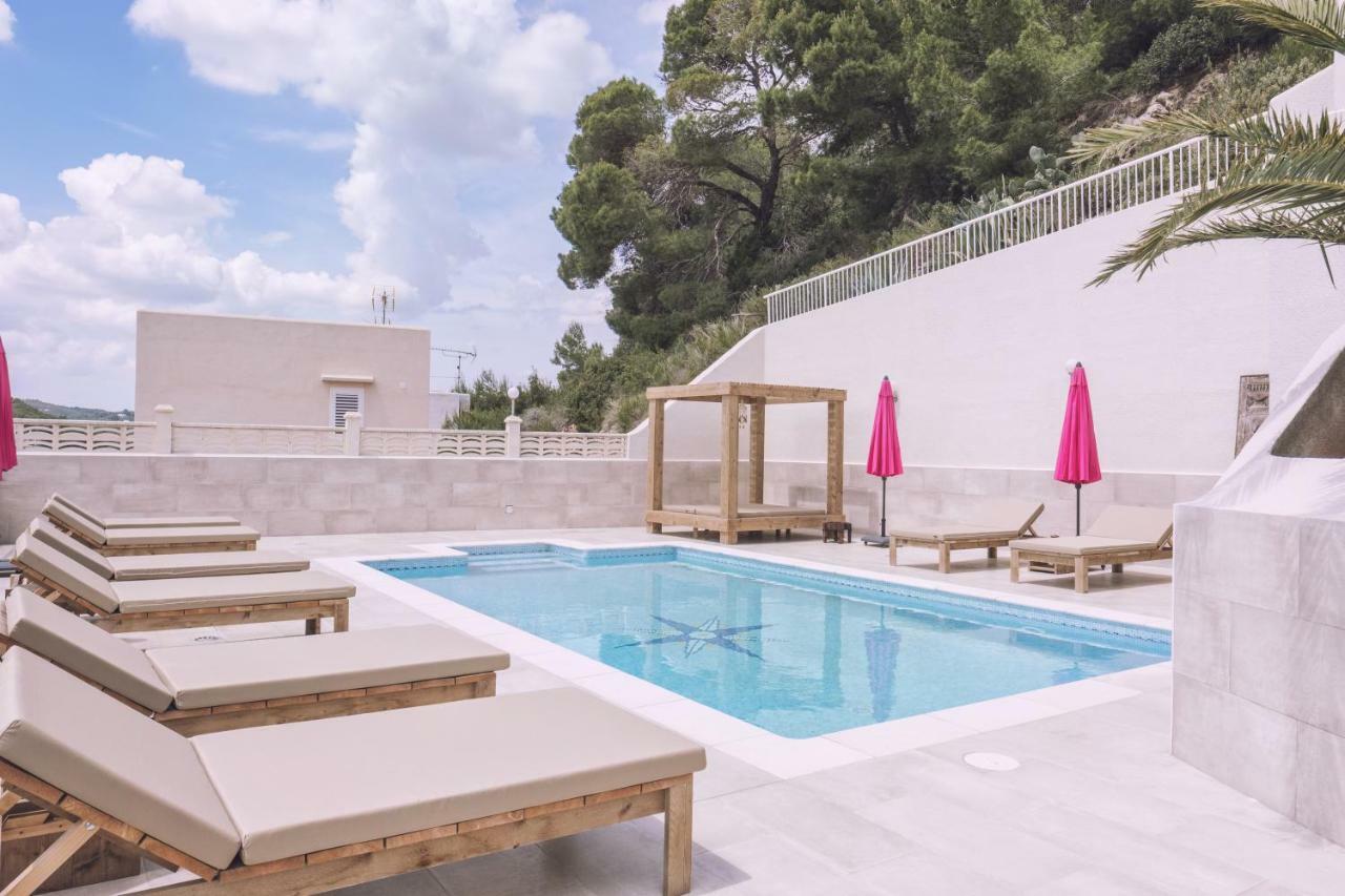 Apartamentos Catharina Maria Cala Llonga  Luaran gambar