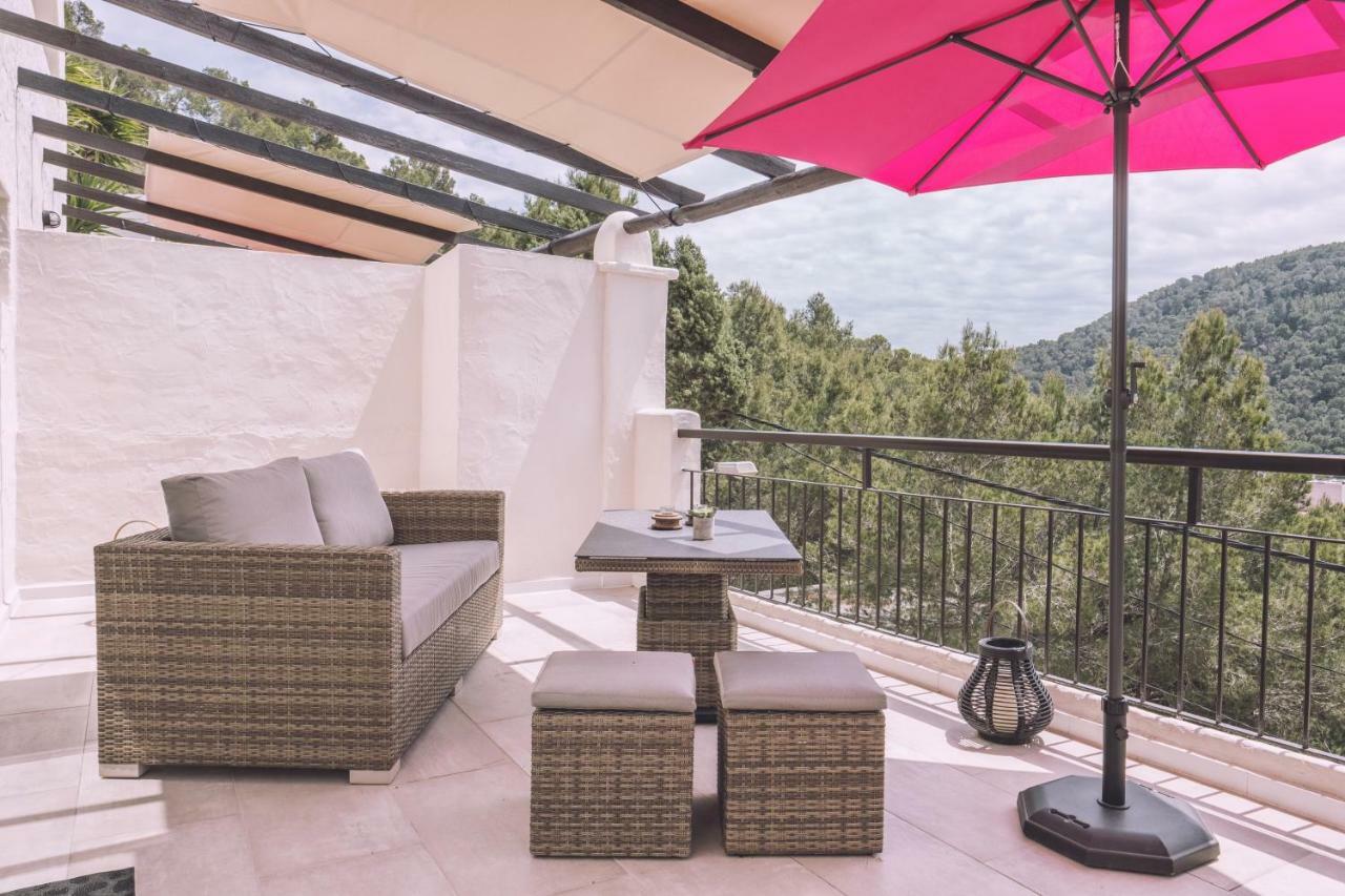Apartamentos Catharina Maria Cala Llonga  Luaran gambar