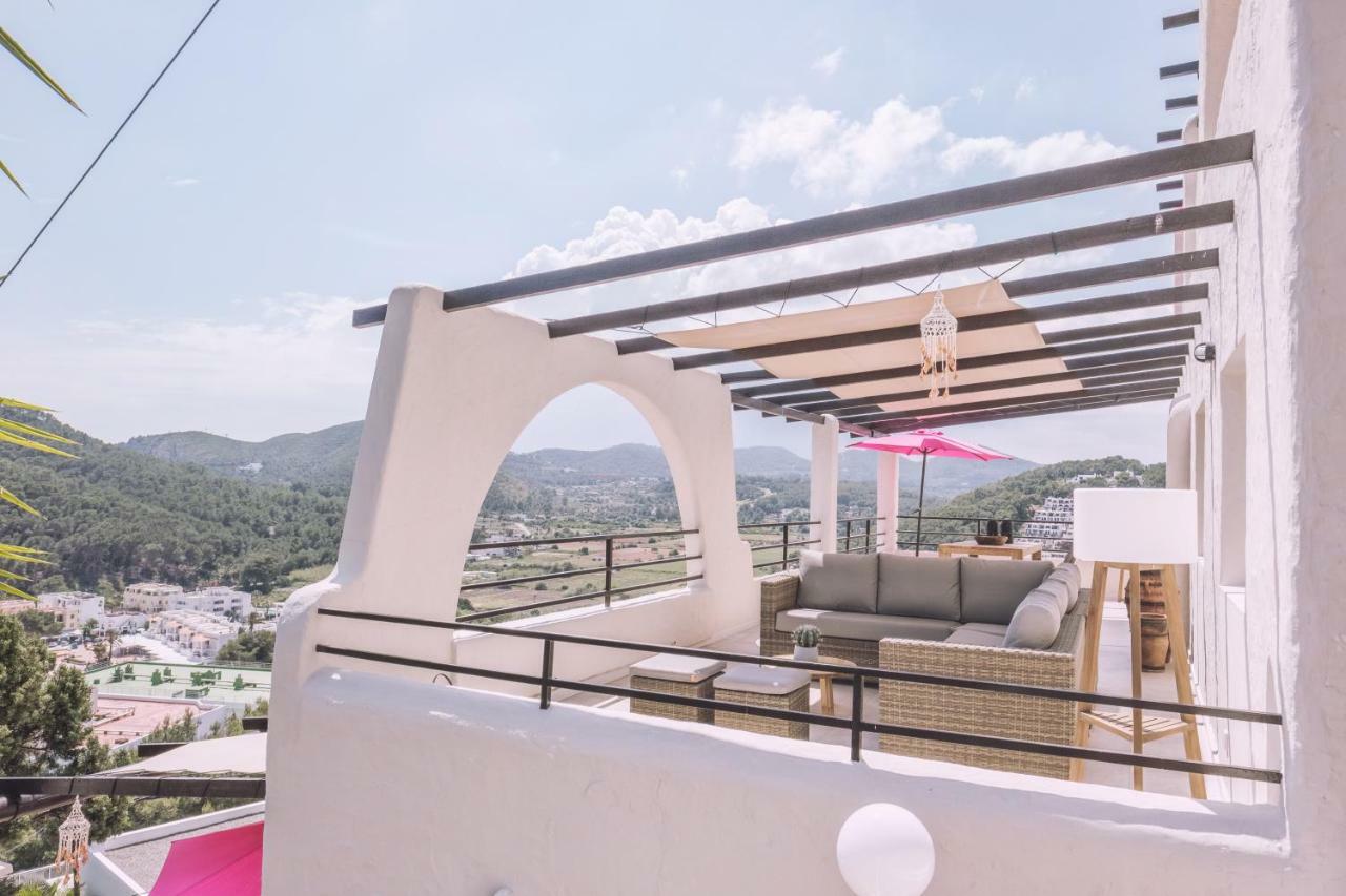 Apartamentos Catharina Maria Cala Llonga  Luaran gambar