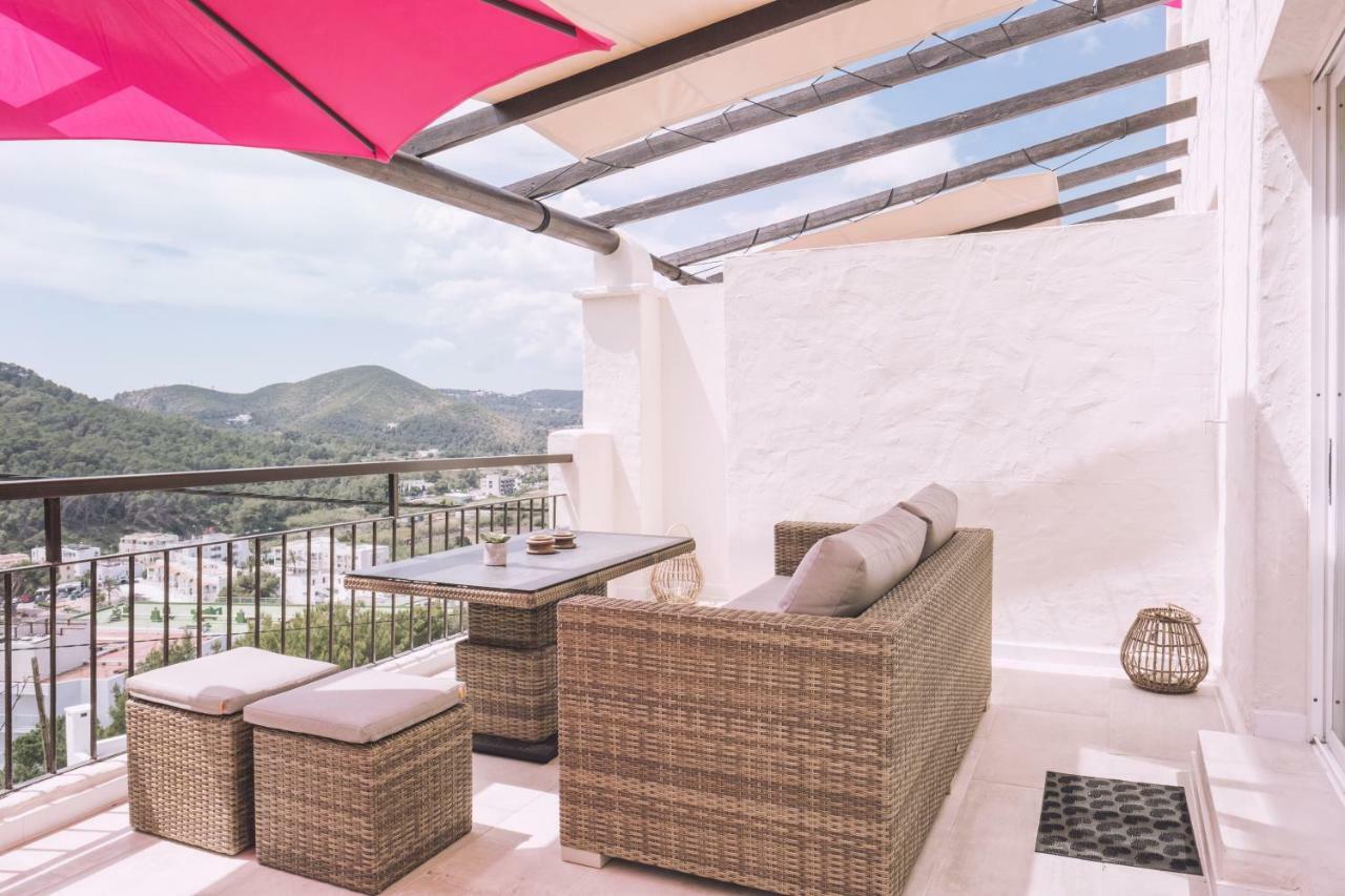 Apartamentos Catharina Maria Cala Llonga  Luaran gambar