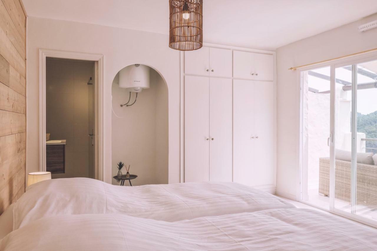 Apartamentos Catharina Maria Cala Llonga  Luaran gambar
